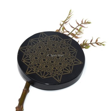 Star Engraved Coaster On Black Agate